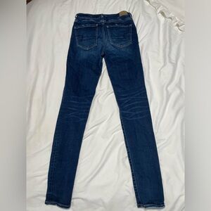 american eagle jeans. size 8 long.